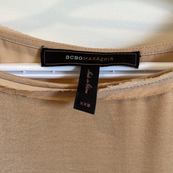 BCBG MaxAzria blouse - Picture 3 of 7